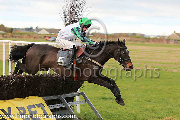01st NICKEL and M J O'Hare ( 5 , WHITE; dark blue  emerald green striped sleeves; emerald green cap ) Trainer: J.G. Cosgrave,, Owner : Neville Reid