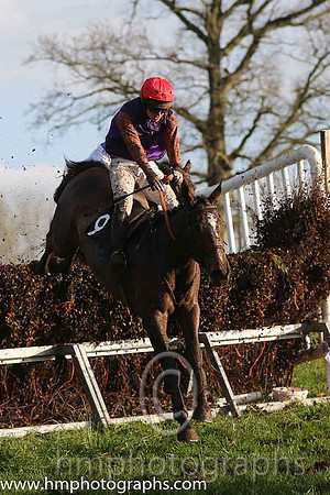06 Steel's Cotton and N McParlan - PU - 06th (9 ,violet, royal stewart tartan sleeves ) Trainer - I R Ferguson