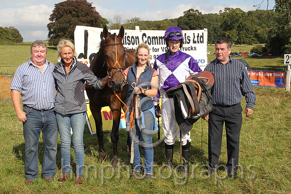 1st Benarty Hill ( 1 , purple, white diabolo )  M J O'Hare ( Trainer: Liam Lennon )