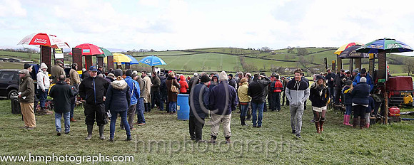 Spectators at County Down P2P at Loughbrickland