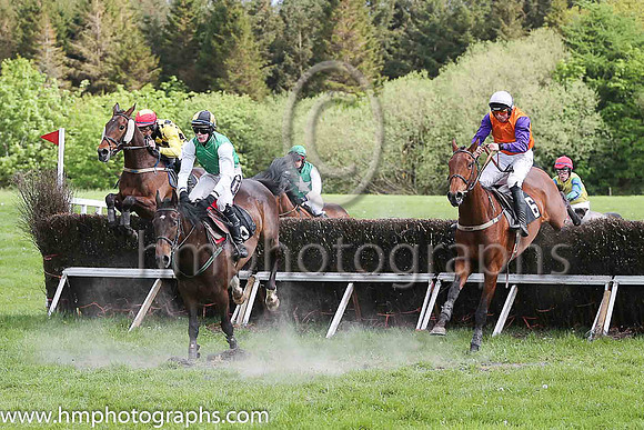 04th DELKANTRA and J J Codd ( 6 , ORANGE; purple sleeves; mauve cap ) Trainer: J.T.R. Dreaper,, Owner : Martin Hoste