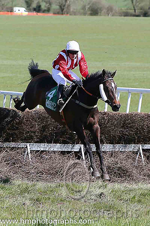 01st ANSEANACHAI CLISTE and M McConville ( 4 , RED  WHITE STRIPES; red, plain sleeves; white cap ) Trainer: Stephen McConville,, Owner : Michael McConville