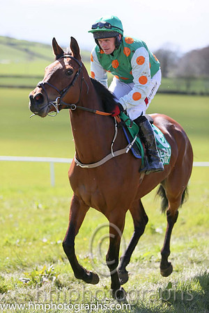 MONBEG MOCKINGJAY and R James ( 6 , EMERALD GREEN,orange spots; white,orange spots sleeves; emerald green cap ) Trainer: Sean Thomas Doyle,, Owner : Syndicate Monbeg