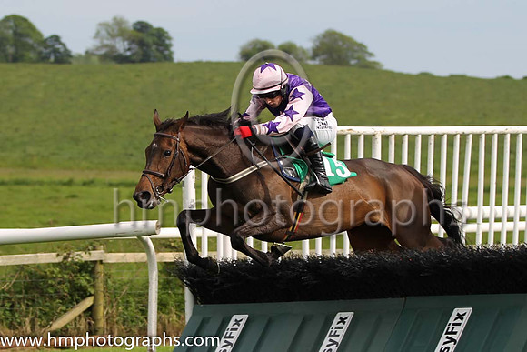 01 Triplets Joy & M A Enright - winners (15, purple, pink star) - FT8E7506-46