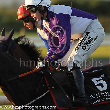 01st Robin Des Mana (5, purple and white qtrd) and Ms N Carberry, trainer Gordon Elliott, Owner T Howley Jnr