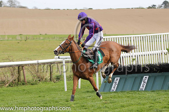 01st Tsundoku ( 7 , purple, large red spots ) and D E Mullins - Trainer : Ms M Mullins - Owner : Ms Aileen Lynam