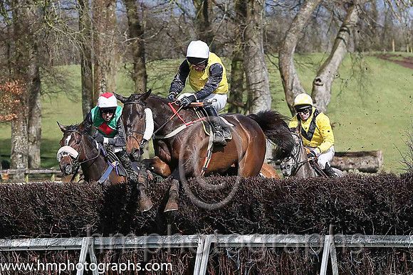 04th CASTLE GOER and N McParlan ( 1 , YELLOW; black, plain sleeves; white cap ) Trainer: Ben Arthey,, Owner : Houston N.  A.