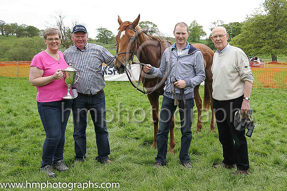 01st KINNACALLY and J C Barry ( 4 ,Antrim (H) - BLACK,white cross belts; blue sleeves; yellow cap ) Trainer: Paul McAleese,, Owner : William Logan