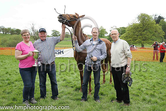 01st KINNACALLY and J C Barry ( 4 ,Antrim (H) - BLACK,white cross belts; blue sleeves; yellow cap ) Trainer: Paul McAleese,, Owner : William Logan