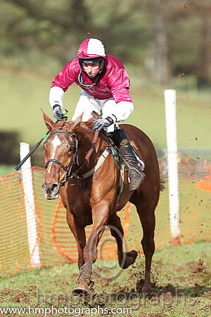 01st RIGHT SO JOE and J J Codd ( 13 , RED,white braces; red sleeves; red  white qtd cap ) Trainer: Ross O'Sullivan,, Owner : Peter Lawlor