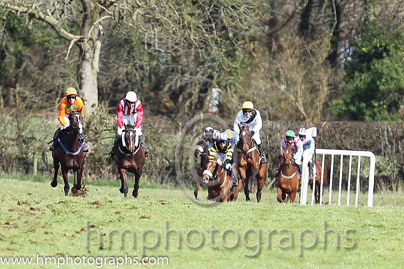 01st ANSEANACHAI CLISTE and M McConville ( 9 , RED  WHITE STRIPES; red, plain sleeves; white cap ) Trainer: Stephen McConville,, Owner : Michael McConville