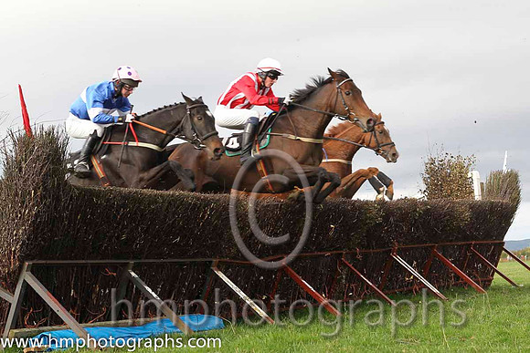 02 Kerrib Castle & M J Lynch - 2nd (14, red and white stripes ) - CU2D1049-6