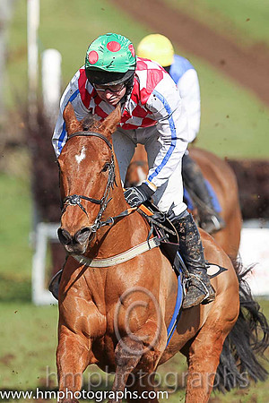 ABBEY LANE and N McParlan ( 5 , RED  WHITE DIAMONDS; white,blue seams sleeves; green cap,red spots ) Trainer: C.A. McBratney,, Owner : Syndicate PBSG