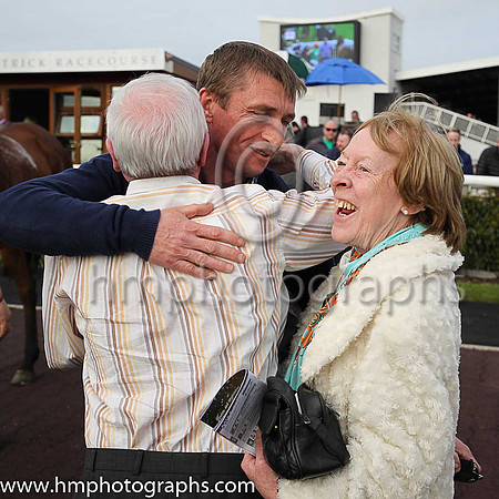 01st Tellthemnuttin ( 11 , emerald green, white star ) and D Robinson - Trainer : W F Codd - Owner : Heads Or Harps Syndicate