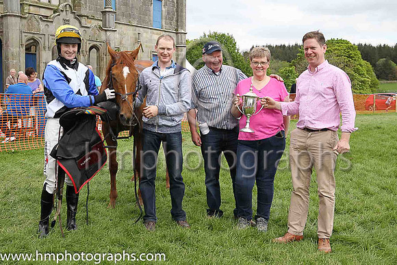 01st KINNACALLY and J C Barry ( 4 ,Antrim (H) - BLACK,white cross belts; blue sleeves; yellow cap ) Trainer: Paul McAleese,, Owner : William Logan