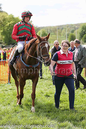 01st MAPLE MONS and B O'Neill ( 3 , RED,green chevrons; red, plain sleeves; red  green hooped cap ) Trainer: D.M. Christie,, Owner : David Charles  Arron Charles