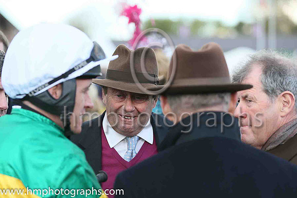 03rd My Tent Or Yours ( 3 , emerald greeen and orange hooped, white cap ) and Barry Geraghty - Trainer : Nicky Henderson