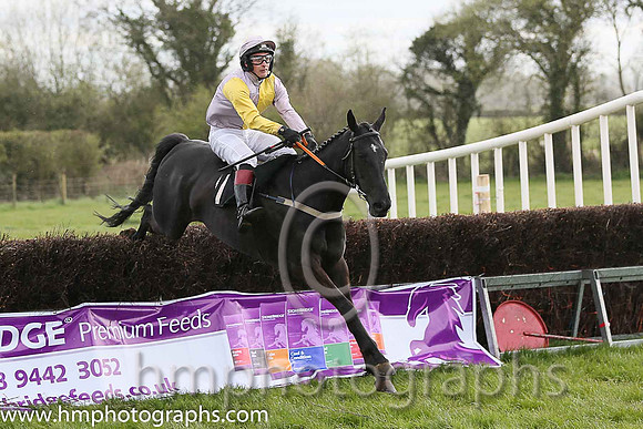 01st CHELATE and J A Kinsella ( 1 , MAUVE  YELLOW HLVD; mauve sleeves; mauve cap,yellow star ) Trainer: P.J. Rothwell,, Owner : P.J. Rothwell