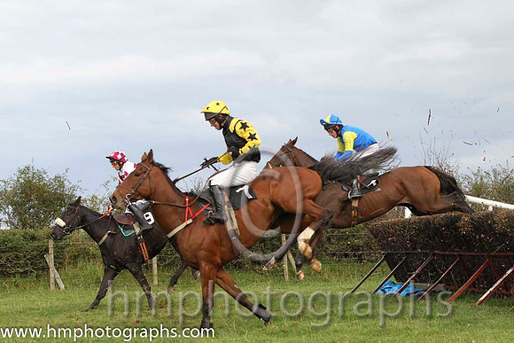 04 Hard Hitting & N McParlan - 4th (7, black, yellow epaulettes) - FT8E8355-63