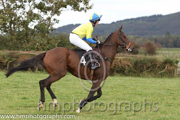 05 Gawn ahead & J E Flynn - 5th (4, royal blue and yellow halvd) - FT8E8321-26