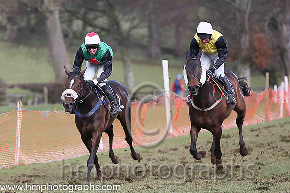 03rd THE SOPHSTER and B o'Neill ( 2 ,Antrim (H)?- GREEN,red diamond; black, plain sleeves; white cap,red diamond ) Trainer: Ben Arthey,, Owner : McIlveen Janet  Rodney