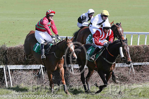 04th HOUSE OF BOURBON and Miss V Annan ( 7 , RED,emerald green chevrons; red sleeves; red  emerald green striped cap ) Trainer: Martina Dempsey,, Owner : Racing Club CAFRE (Enniskillen)
