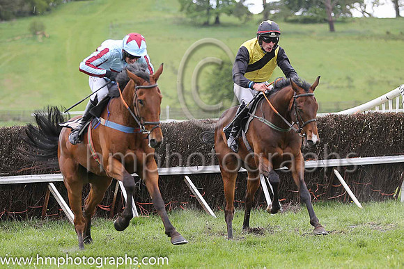 04th ARCAL FIFTY and J J Walsh ( 1 , YELLOW,black sash; black sleeves; black cap,yellow star ) Trainer: John Edward Walsh,, Owner : John Edward Walsh