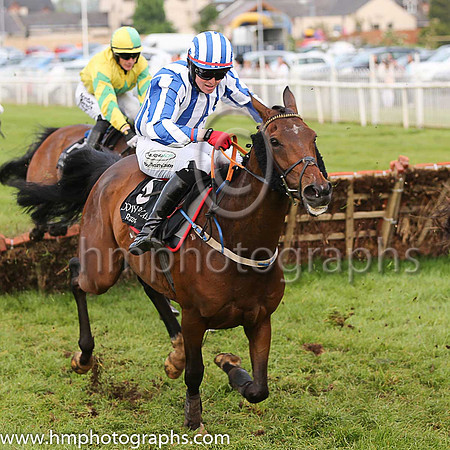 01st Clontarf (5, royal blue and white stripes) and Keith Donoghue, Trainer Dermot Anthony McLoughlin, Owner O Maguire