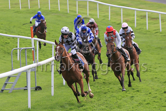 01st Rexem (3 , white, blue diamonds ) Jockey: Mr B W Harvey7 , Trainer: John C McConnell