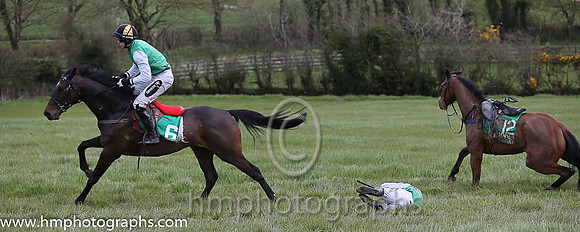 SECRET MAHLER and B O'Neill ( 12 , EMERALD GREEN,orange spots; white,orange spots sleeves; emerald green cap ) Trainer: Sean Thomas Doyle,, Owner : Syndicate Monbeg