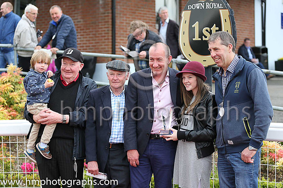 01st Wakea (4, white, red seams) and J C Barry, Trainer Karl Thornton, Owner Gary Ryan