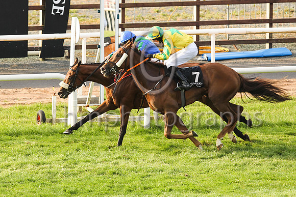 New Sodiety and Sorcha Woods (1, royal blue, emerald green chevron ) in the lead to win the Molson Coors Beverage Company Apprentice Handicap at Down Royal on Friday 23rd July 2021