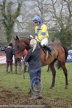 01st RAVENHILL and M J O'Hare ( 17 , YELLOW,royal blue sash; yellow,royal blue armlet sleeves; royal blue cap,yellow star ) Trainer: George Stewart,, Owner : Stephanie Metcalfe