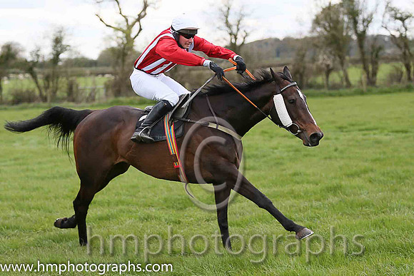 01st ANSEANACHAI CLISTE and M McConville ( 3 , RED  WHITE STRIPES; red, plain sleeves; white cap ) Trainer: Stephen McConville,, Owner : Michael McConville