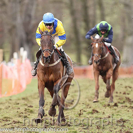 01st RAVENHILL and M J O'Hare ( 17 , YELLOW,royal blue sash; yellow,royal blue armlet sleeves; royal blue cap,yellow star ) Trainer: George Stewart,, Owner : Stephanie Metcalfe