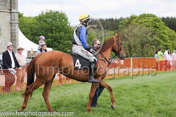 01st KINNACALLY and J C Barry ( 4 ,Antrim (H) - BLACK,white cross belts; blue sleeves; yellow cap ) Trainer: Paul McAleese,, Owner : William Logan