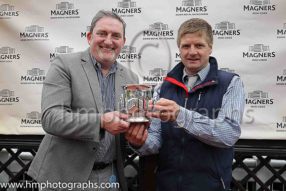 Terry McCourt of Magners present the trophy to JohnGriddin represebnting the owners after Stellar Mass and Kevin Manning, trainer J S Bolger won the Magners Ulster Derby of 100,000 Euro (Premier Handi