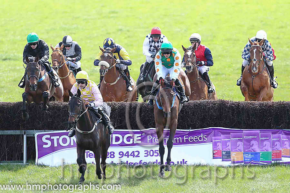 03rd THE GREAT GETAWAY and R James ( 22 , EMERALD GREEN,orange spots; white,orange spots sleeves; emerald green cap ) Trainer: Donnchadh Doyle,, Owner : Syndicate Monbeg