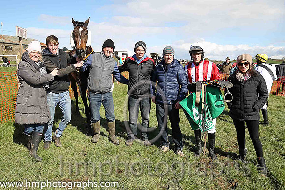 01st ANSEANACHAI CLISTE and M McConville ( 4 , RED  WHITE STRIPES; red, plain sleeves; white cap ) Trainer: Stephen McConville,, Owner : Michael McConville