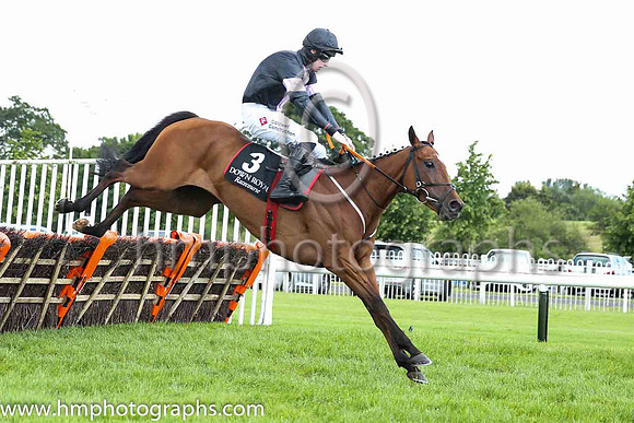 01st Shesadream and J.W. Kennedy (3 ,black, purple stripe ), Trainer:Gordon Elliott , Owner:Pioneer Racing