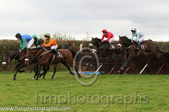 01 The Last Derby & R James - Winner (2, tangerine, green chevrons) - FT8E8447-49