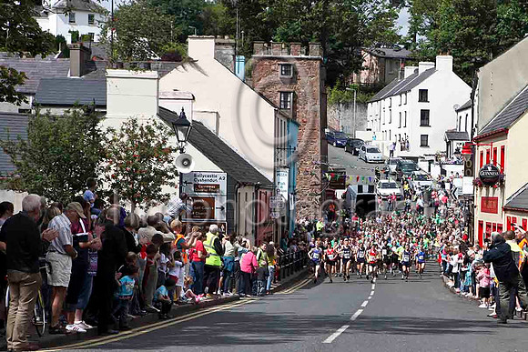 Start of 2011 Lurig Mountain Race - IMG_0025-e