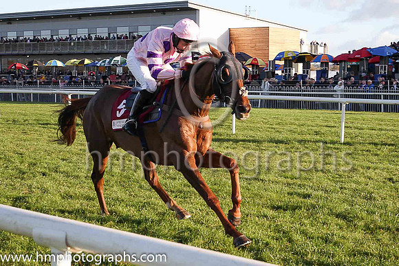 02nd Silviniaco Conti and N D Fehily ( 5 , pink,large purple spots ) Trainer - P F Nicholls , Owner - Chris Giles  Potensis Bloodstock Ltd