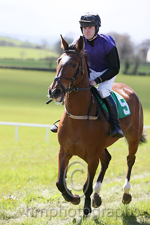 First Outcome (5, purple, black plain sleeves) and Jonathan Canavan,trainer L Lennon, owner J Canavan