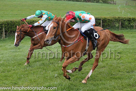 01st CALINO D'AIRY (FR) and J P O'Rourke ( 6 , EMERALD GREEN,orange spots; white,orange spots sleeves; emerald green cap ) Trainer: Donnchadh Doyle,, Owner : Syndicate Monbeg