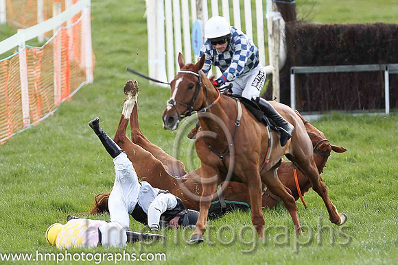 04th CRYSTAL LAD (FR) and R P Quinlan ( 30 , NAVY  GREY CHECK; navy,grey check sleeves; white cap ) Trainer: Sam Curling,, Owner : Sam Curling