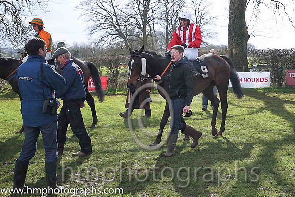 01st ANSEANACHAI CLISTE and M McConville ( 9 , RED  WHITE STRIPES; red, plain sleeves; white cap ) Trainer: Stephen McConville,, Owner : Michael McConville
