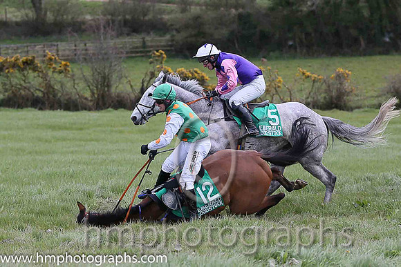 SECRET MAHLER and B O'Neill ( 12 , EMERALD GREEN,orange spots; white,orange spots sleeves; emerald green cap ) Trainer: Sean Thomas Doyle,, Owner : Syndicate Monbeg
