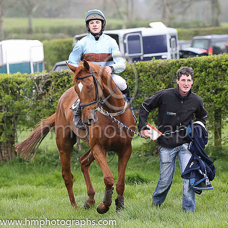 01st RAVENHILL ROAD and B G Crawford ( 5 , LIGHT BLUE,brown hoop; light blue sleeves; light blue cap ) Trainer: S.R.B. Crawford,, Owner : Alan Buchanan
