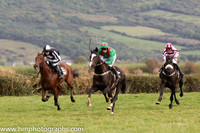 01 Chosen Dream & S Clements - winner (3, emerald green, red braces) - FT8E8365-69